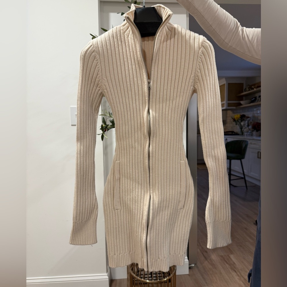 GUIZIO - Off-White/Cream Ribbed Zip Up Sweater MiniDress - Picture 3 of 4
